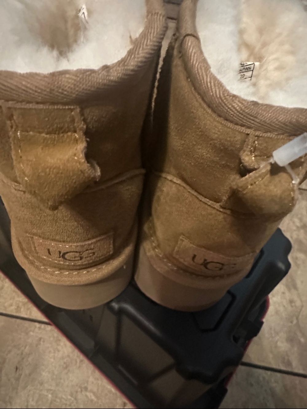 UGG Mini Shearling Boot - Chestnut Suede